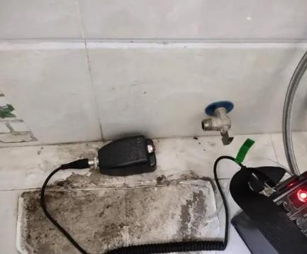 延边屋顶漏水维修公司分享下卫生间漏水的危害及解决方法